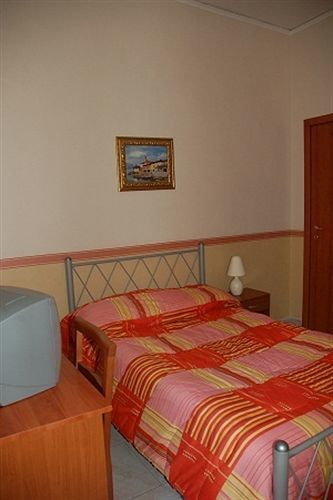 Astra 3* Naples